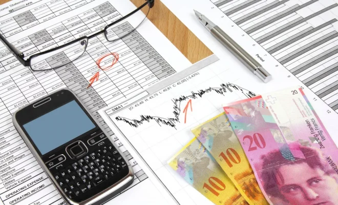 Einfach Geld sparen und frühzeitig investieren