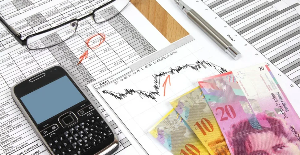 Einfach Geld sparen und frühzeitig investieren